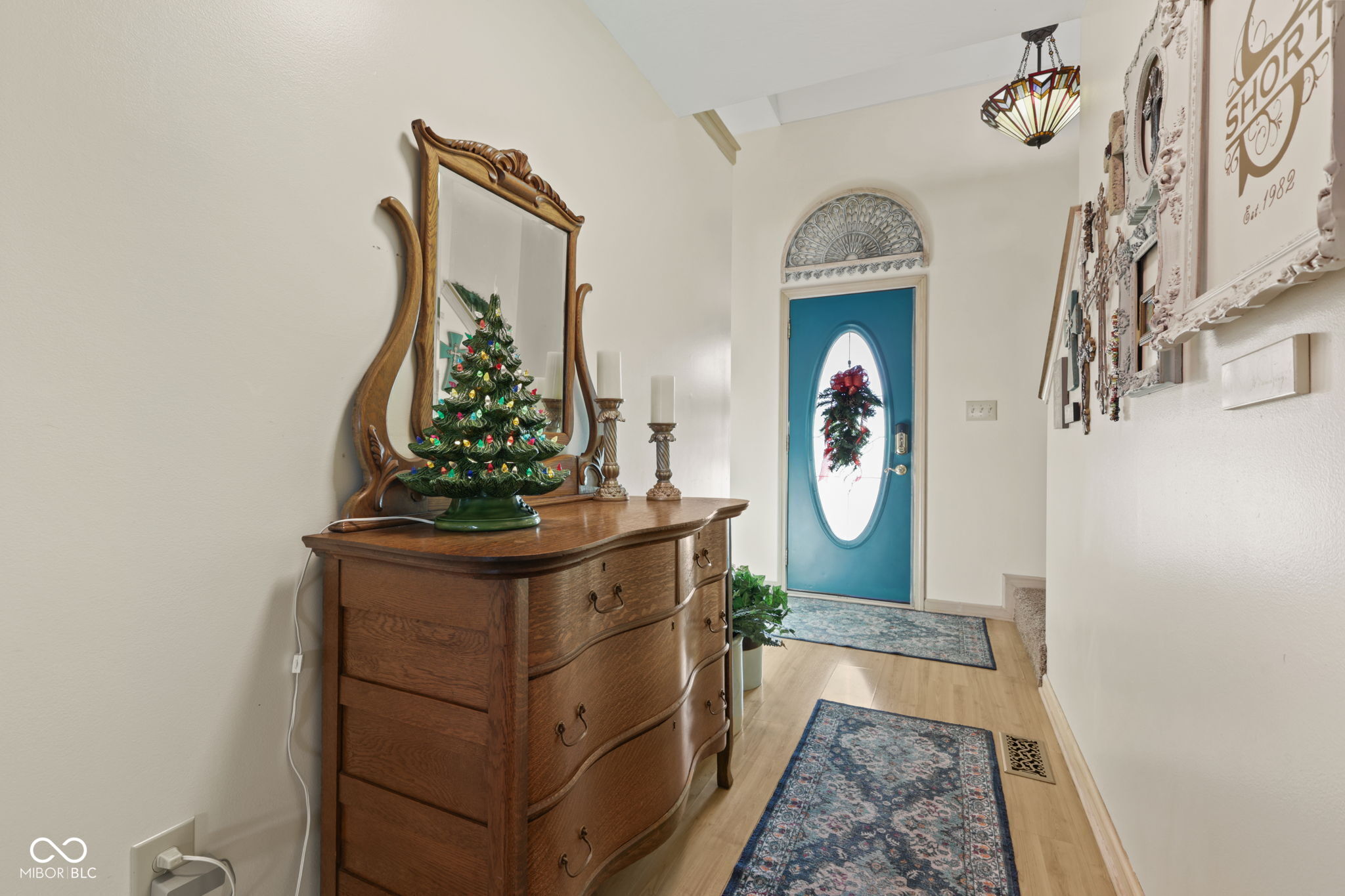 5624 West Stinemyer Road New Palestine, IN 46163 - Photo 4 of 37