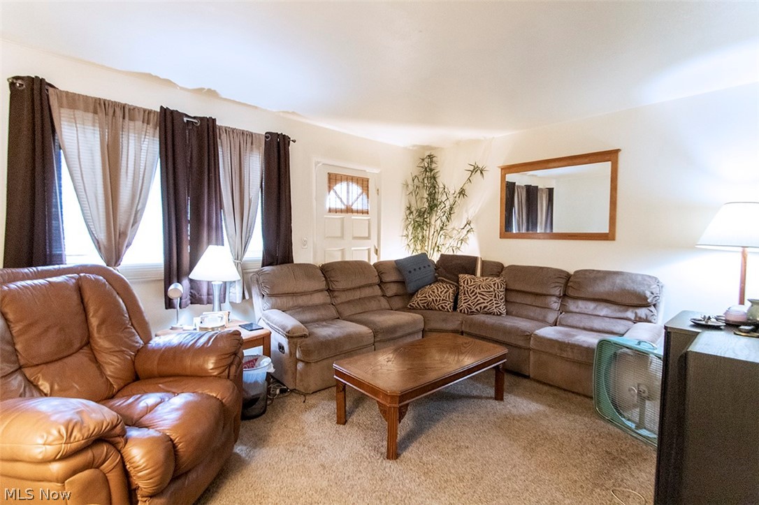 5952 Engle Road Brook Park, OH 44142 - Photo 8 of 20 Gallery Image 8