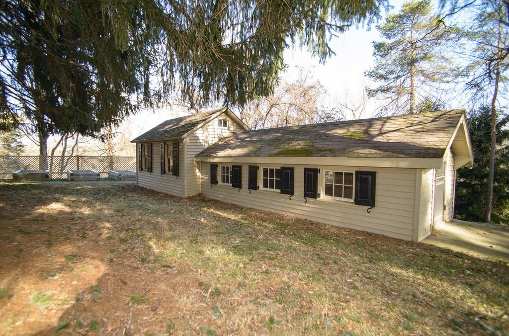 899 Persimmon Road Sewickley Heights, PA 15143 - Photo 22 of 25 The potting shed; plus three frames for vegetables and fruits