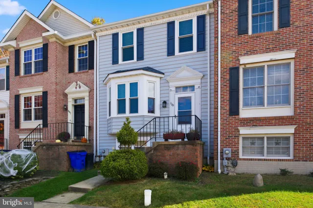 $2,400 | 1109 Oak View Drive, Mount Airy, MD 21771