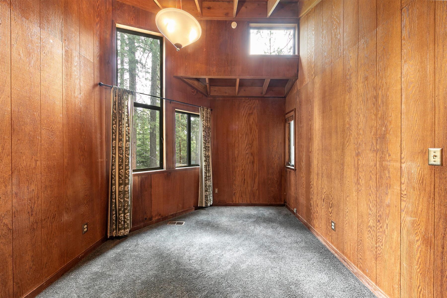10462 Red Fir Road Truckee, CA 96161 - Photo 12 of 28 Gallery Image 12