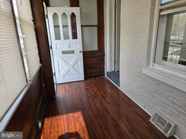 a view of front door deck