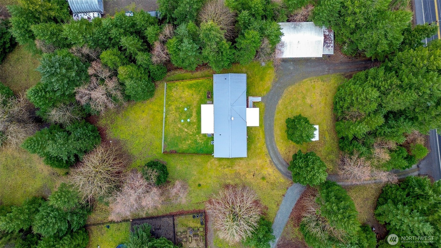 440 Cannon Road Packwood, WA 98361 - Photo 4 of 21 Gallery Image 4