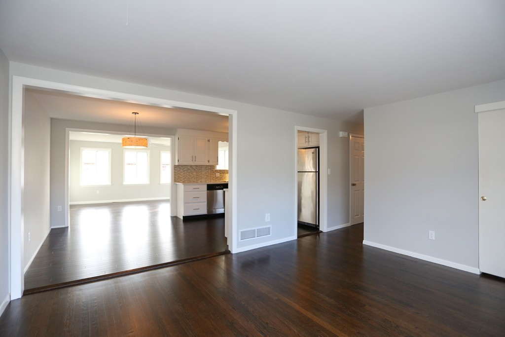 48 Conrad Road Marlborough, MA 01752 - Photo 3 of 16 Gallery Image 3