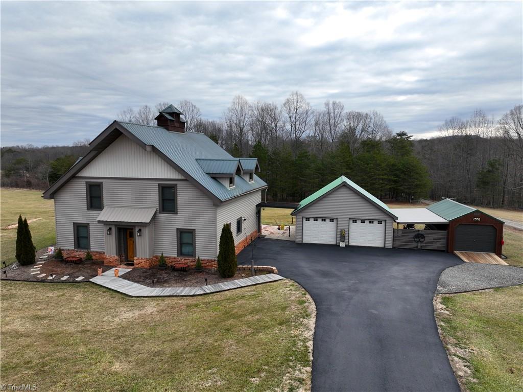 650 Carson Road Pilot Mountain, NC 27041 - Photo 4 of 21