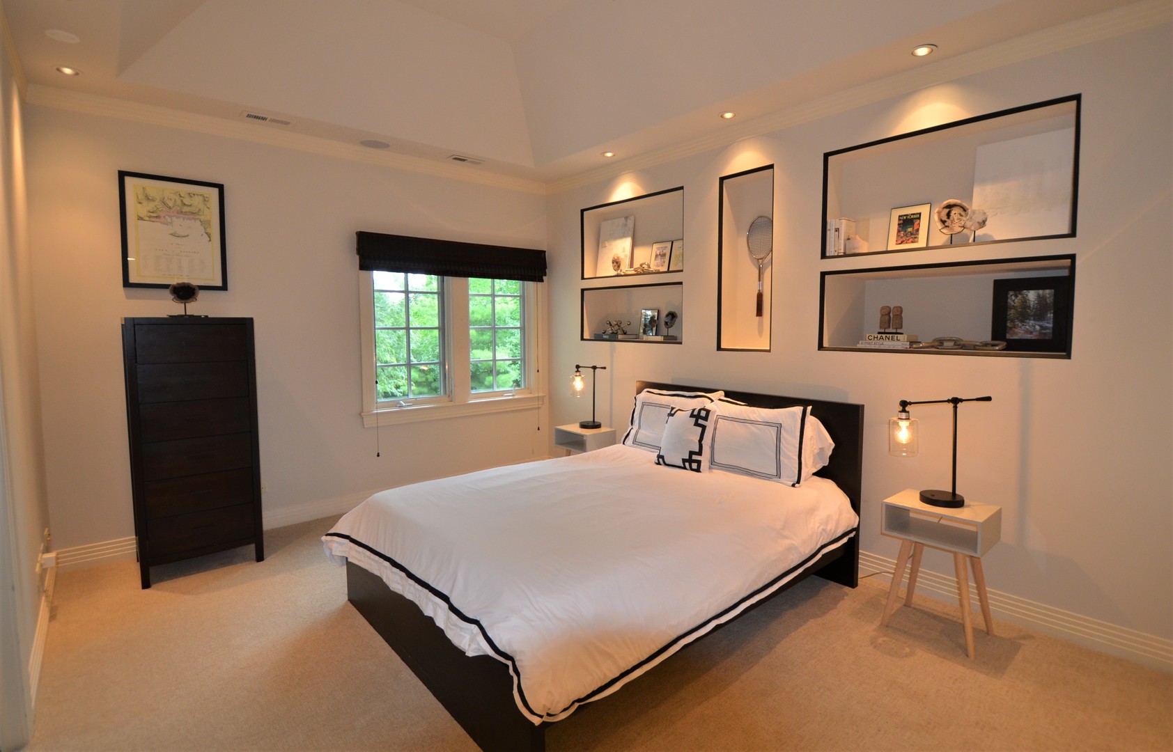 1230 Heather Lane Glenview, IL 60025 - Photo 19 of 38 a bedroom with a bed and a television