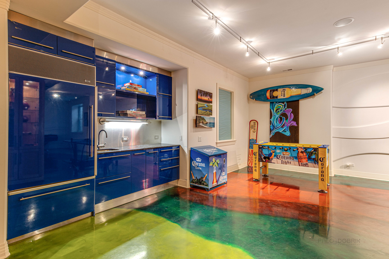 1230 Heather Lane Glenview, IL 60025 - Photo 26 of 38 a bedroom with furniture and a bath tub