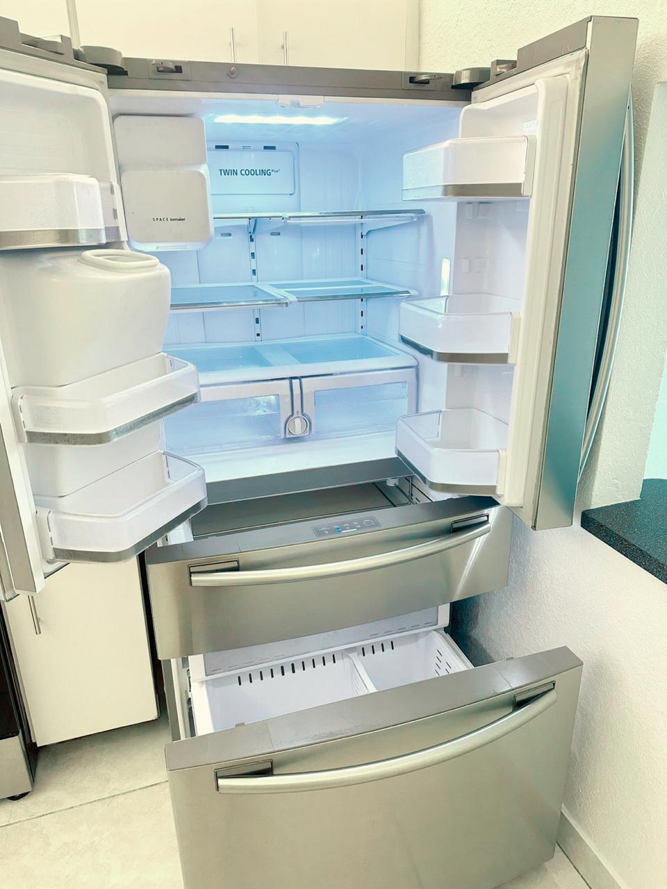 9235 Southwest 8th Street, Unit 402 Boca Raton, FL 33428 - Photo 12 of 37 aa35e031-cea4-466a-aa8f-a76eb4acecec