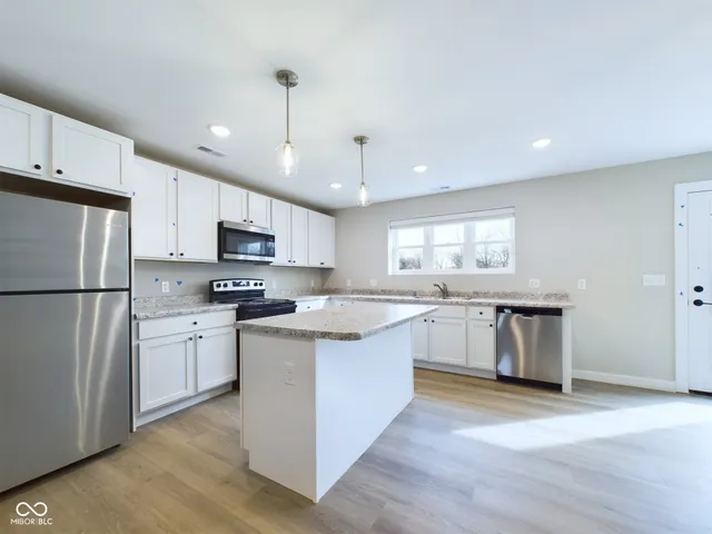 $1,450 | 10149 West Sherry Lane, Yorktown, IN 47396