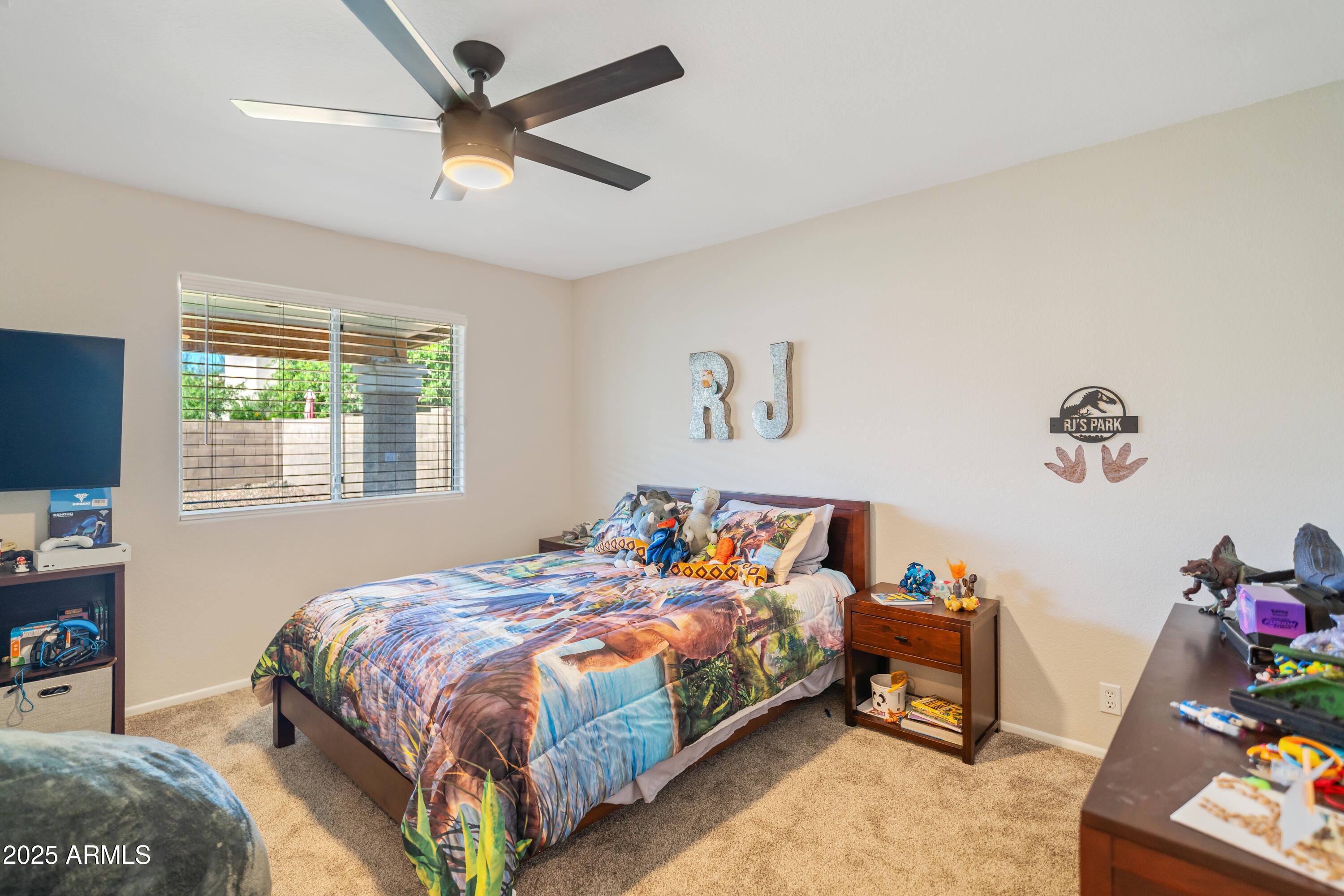 18240 North 89th Lane Peoria, AZ 85382 - Photo 20 of 35 DSC05035