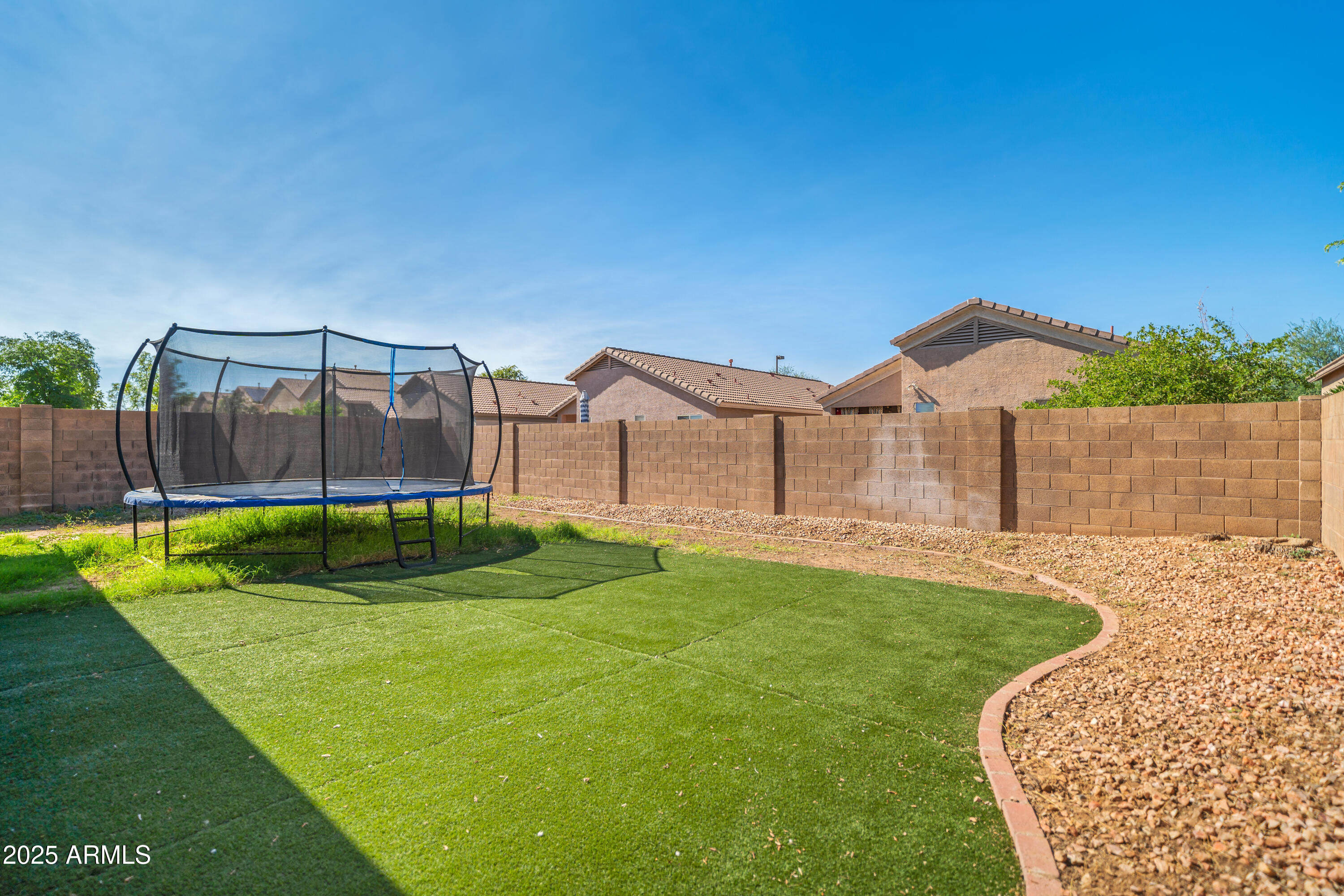 18240 North 89th Lane Peoria, AZ 85382 - Photo 30 of 35 DSC05068