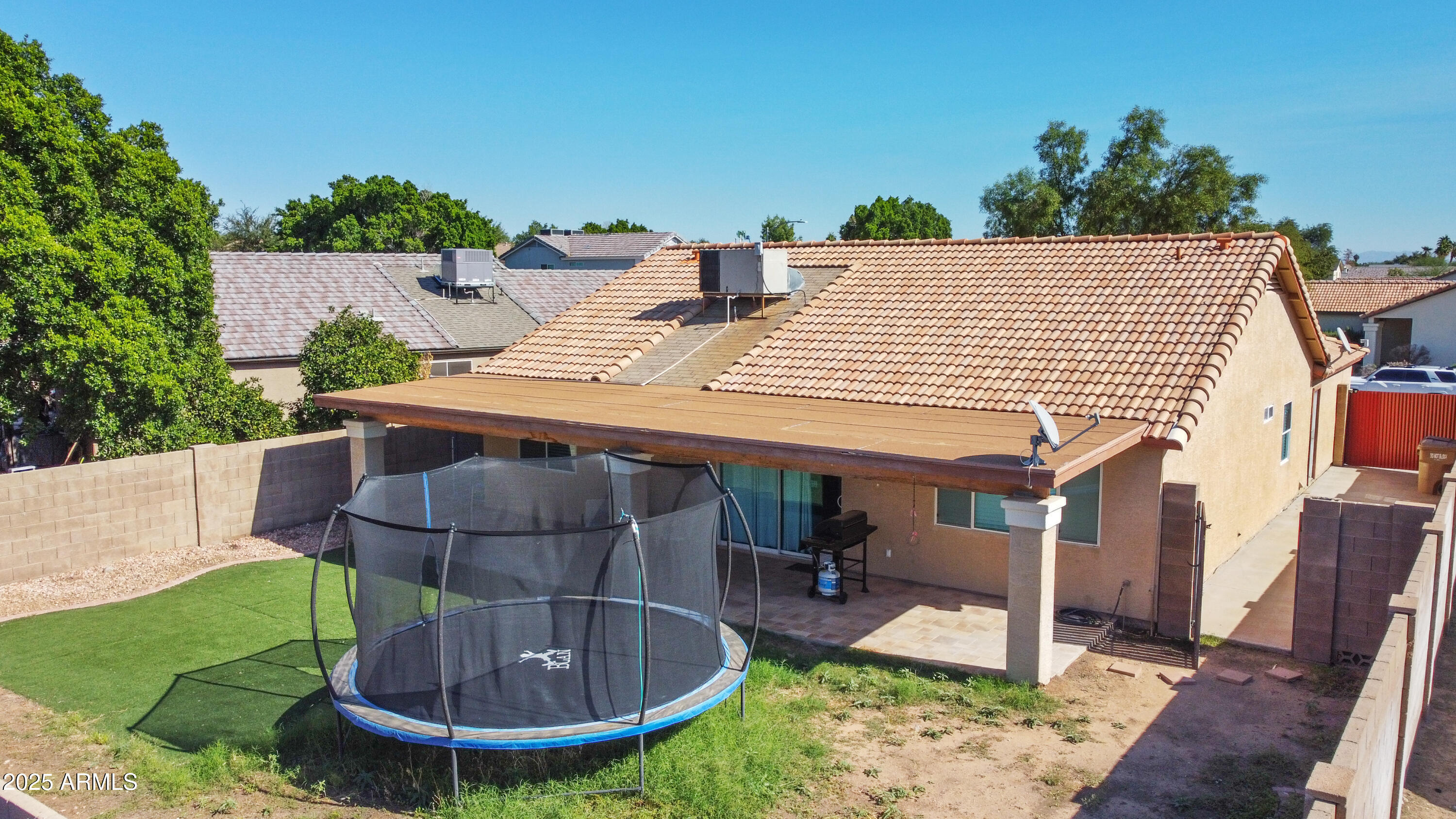 18240 North 89th Lane Peoria, AZ 85382 - Photo 4 of 35 DJI_0247