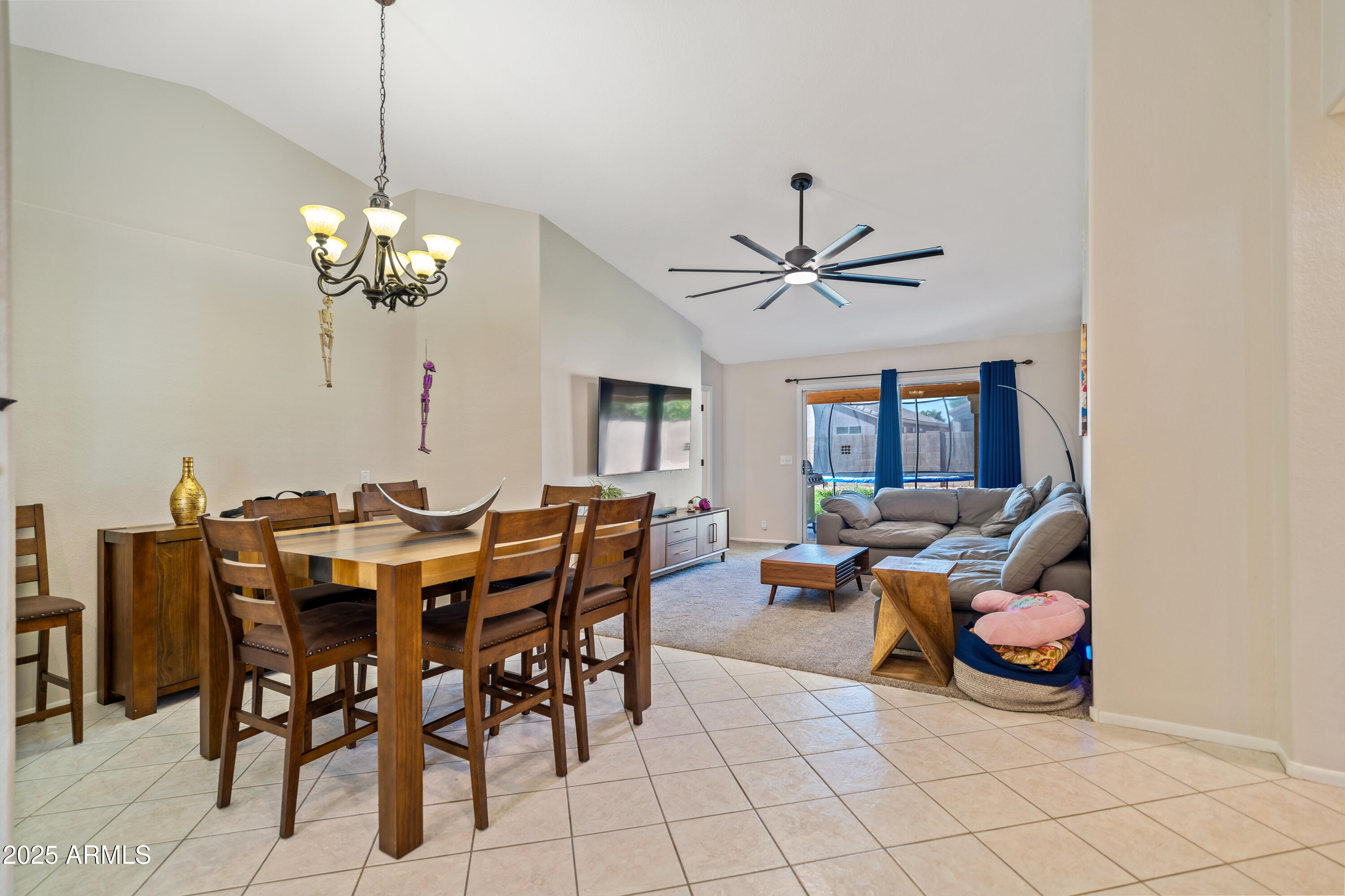 18240 North 89th Lane Peoria, AZ 85382 - Photo 7 of 35 DSC05000