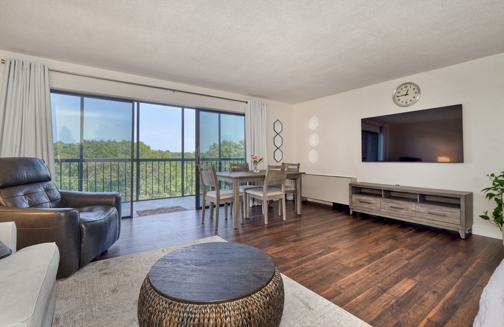 1 Summit Drive, Unit 62 Reading, MA 01867 - Photo 3 of 21