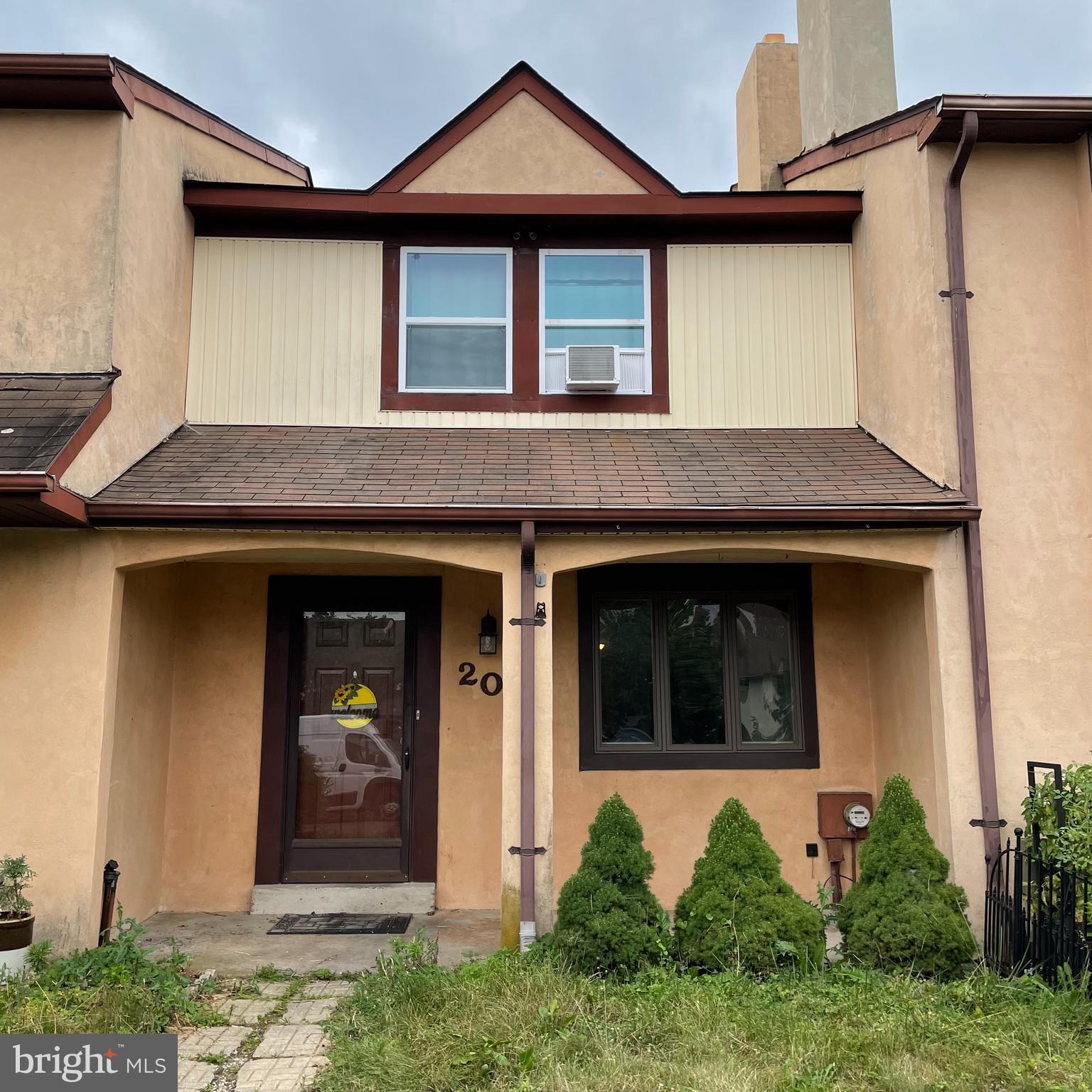 206 Walnut Ridge Drive Pottstown, PA 19464 - Photo 1 of 22 Gallery Image 1