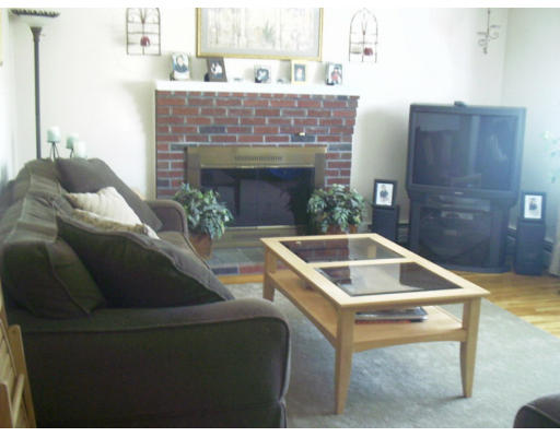 6 Wyman Road Billerica, MA 01821 - Photo 3 of 3 Gallery Image 3