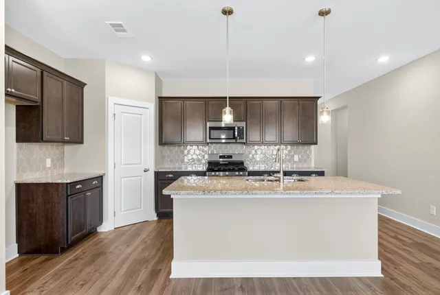 $439,900 | 3916 Trinity Woods Road, Columbia, TN 38401