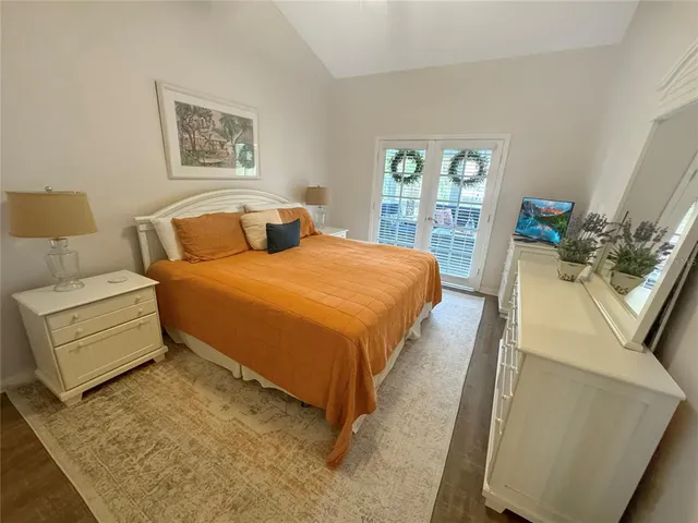 $7,700 | 1350 Siesta Bayside Drive, Unit 1350B, Sarasota, FL 34242