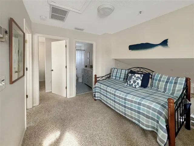 $7,700 | 1350 Siesta Bayside Drive, Unit 1350B, Sarasota, FL 34242