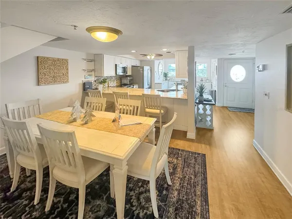 $7,700 | 1350 Siesta Bayside Drive, Unit 1350B, Sarasota, FL 34242