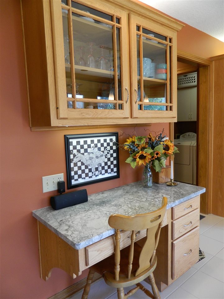 408 Estero Road Fort Wayne, IN 46845 - Photo 17 of 36 Gallery Image 17