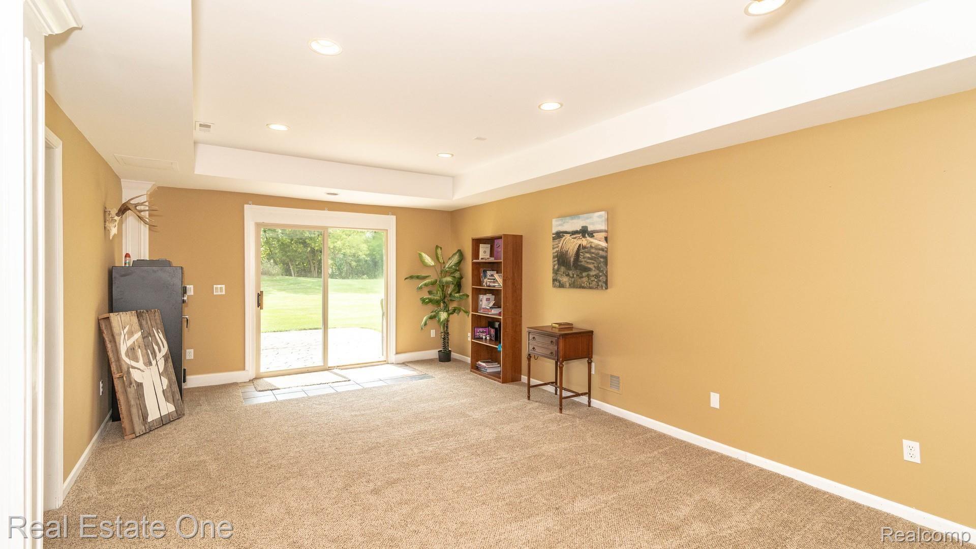 8507 Ranch Estates Road Clarkston, MI 48348 - Photo 25 of 32 088_37.jpg