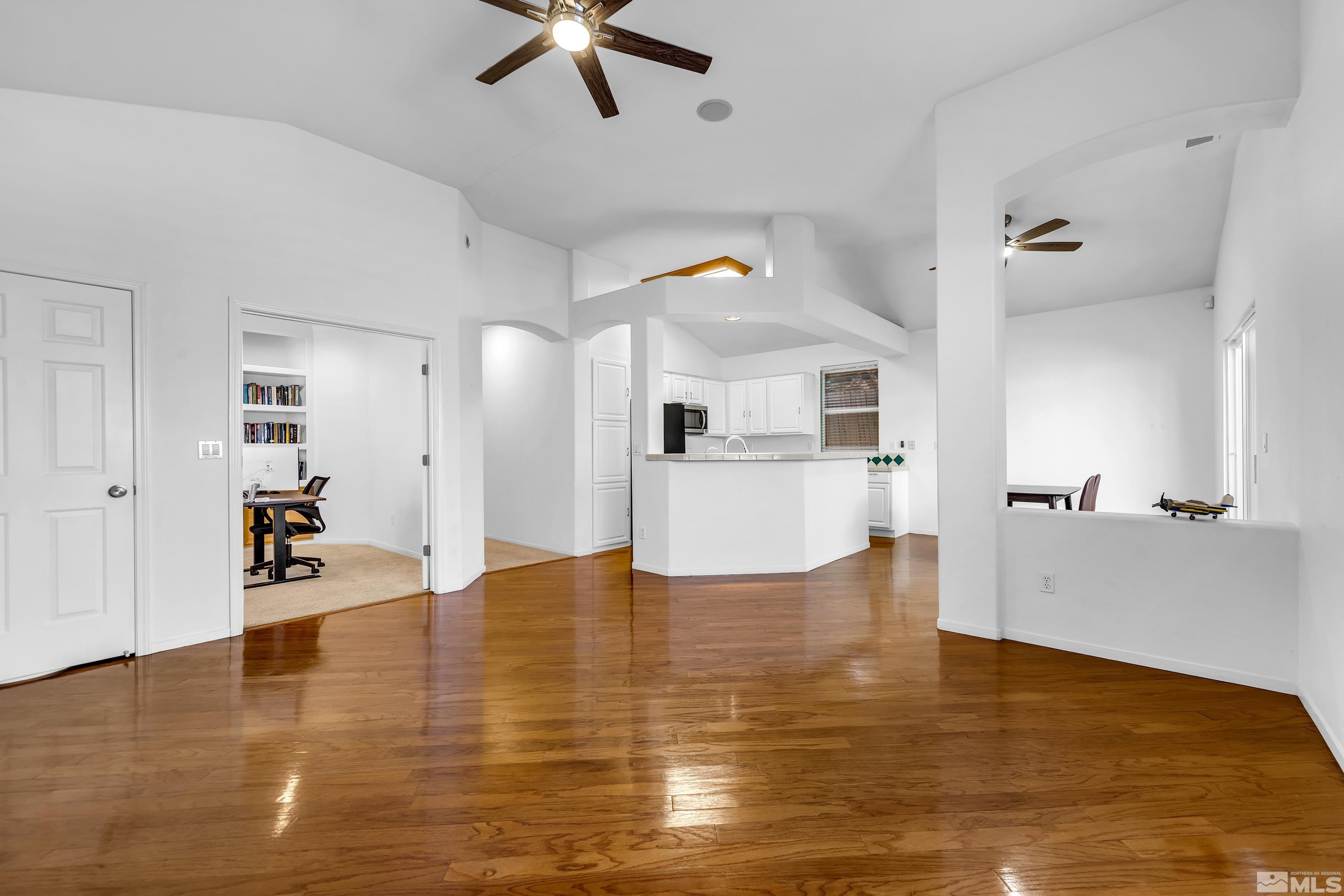 1167 Tule Drive Reno, NV 89521 - Photo 5 of 33 Photo 5
