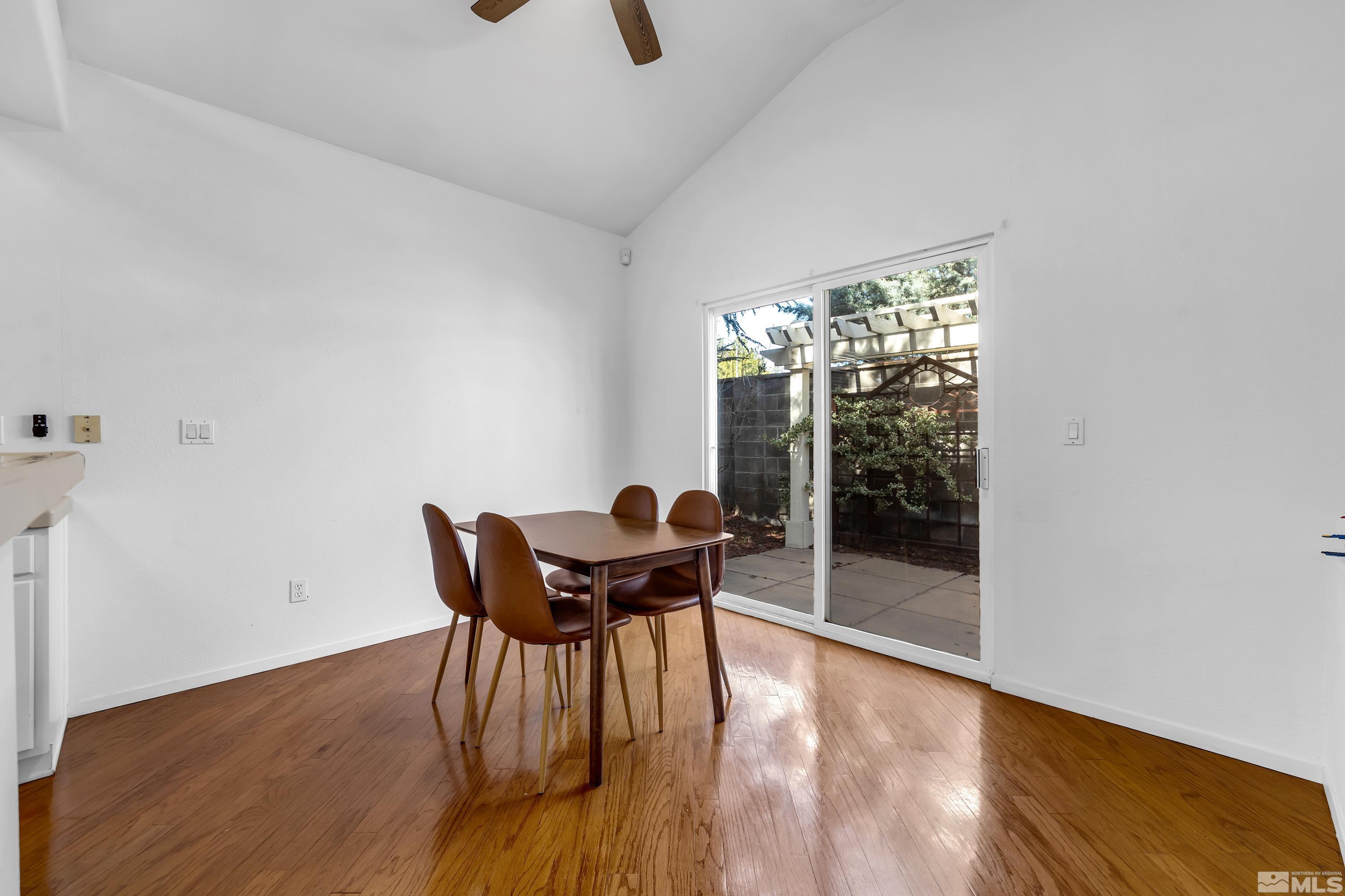 1167 Tule Drive Reno, NV 89521 - Photo 8 of 33 Photo 8