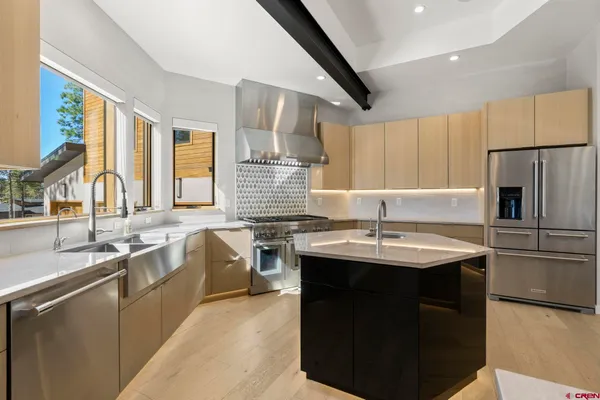 $3,200,000 | 884 Edgemont Highlands Drive, Durango, CO 81301