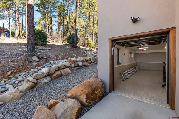 $3,200,000 | 884 Edgemont Highlands Drive, Durango, CO 81301
