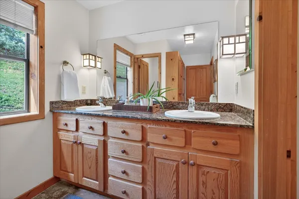 $750,000 | 5851 Mt Bullion Ridge Road, Mariposa, CA 95338