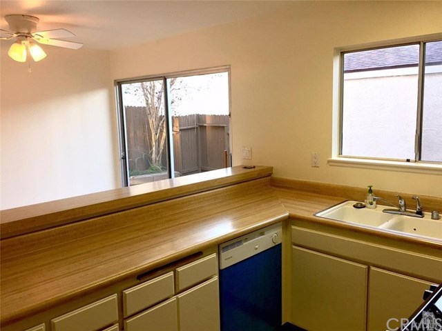 14860 B Reedley Street, Unit B Moorpark, CA 93021 - Photo 5 of 30 Gallery Image 5