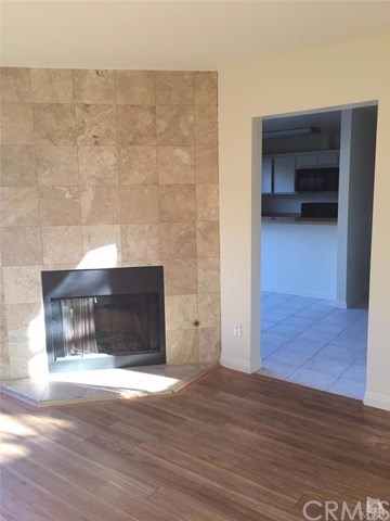 14860 B Reedley Street, Unit B Moorpark, CA 93021 - Photo 6 of 30 Gallery Image 6