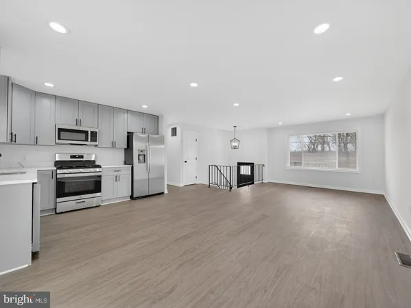 $479,900 | 8608 Girard Street, Hyattsville, MD 20785