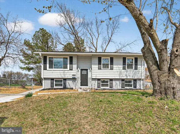 $479,900 | 8608 Girard Street, Hyattsville, MD 20785