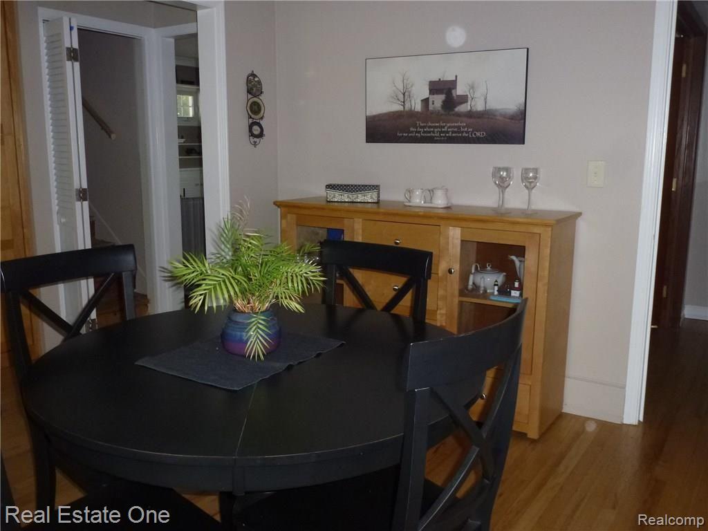 422 John R Road Rochester Hills, MI 48307 - Photo 29 of 47