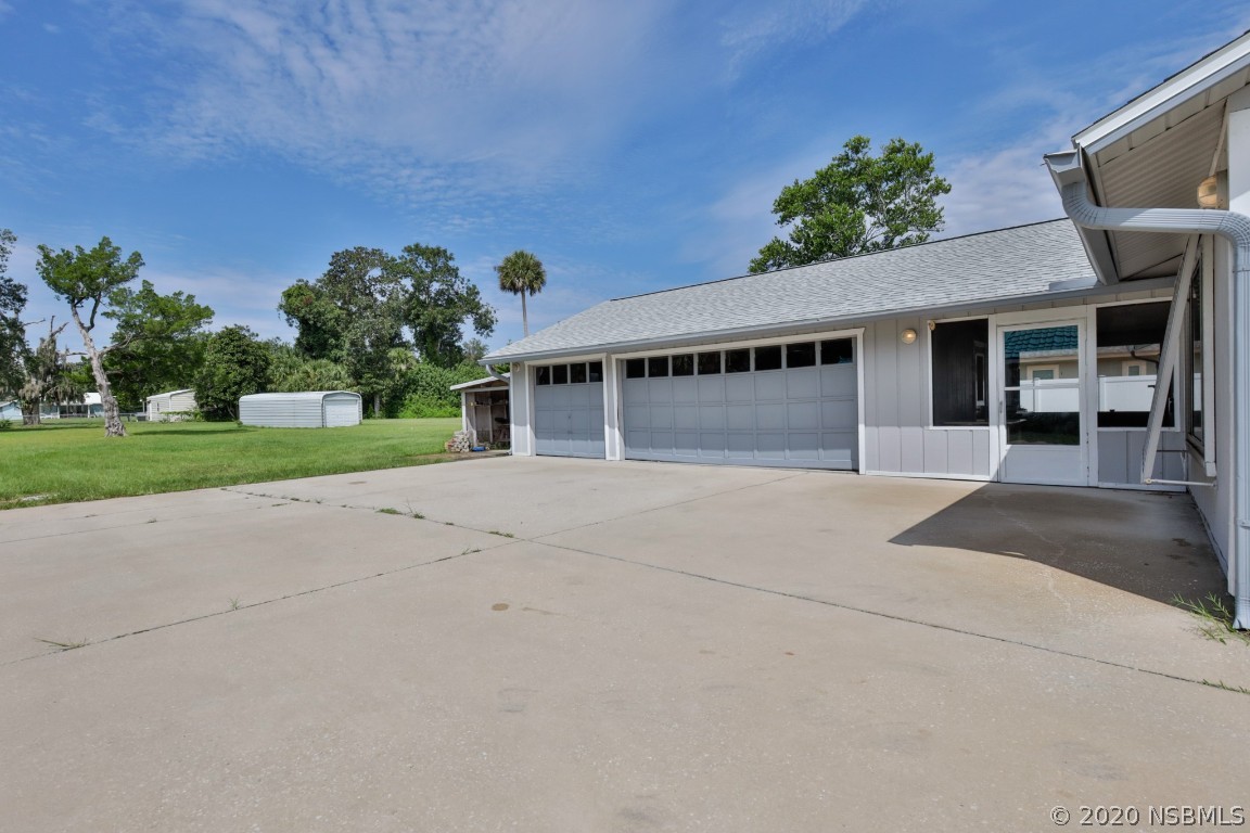 918 South Riverside Drive Edgewater, FL 32132 - Photo 15 of 21 Gallery Image 15