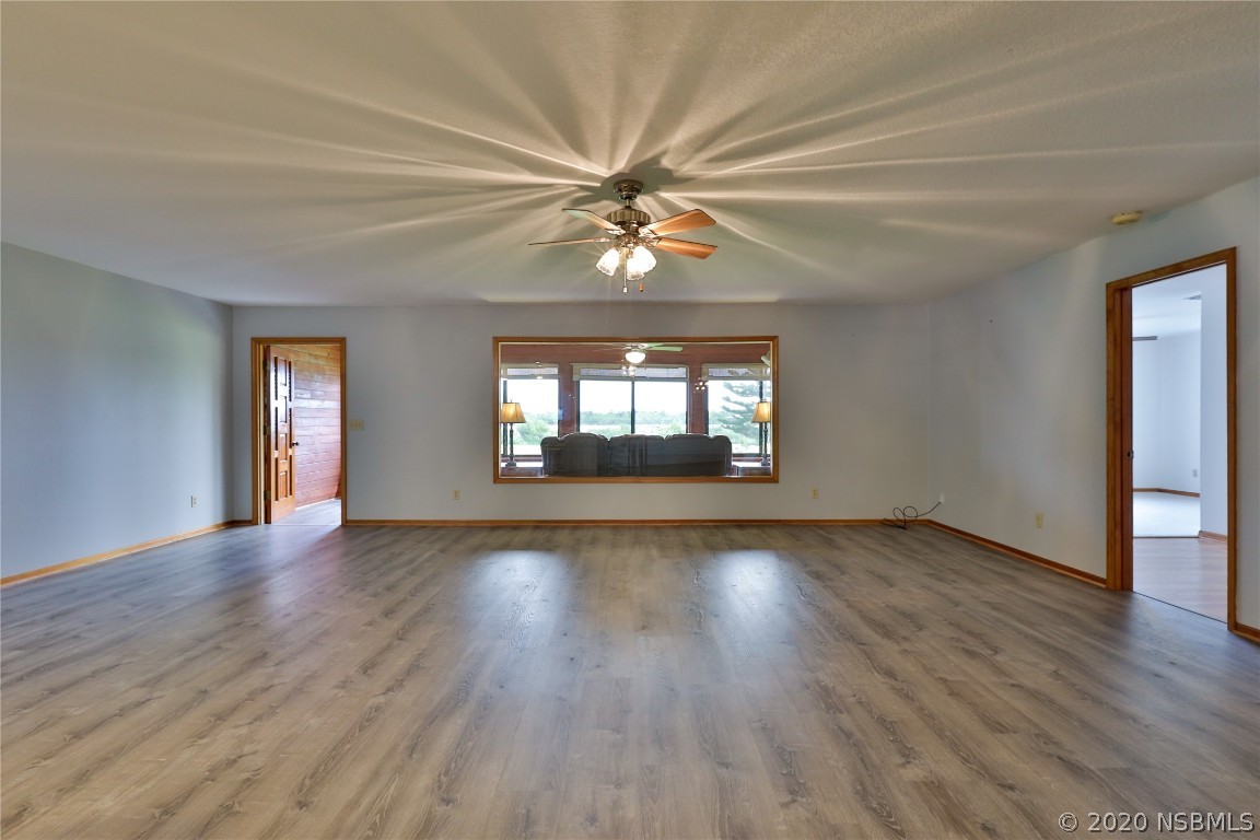 918 South Riverside Drive Edgewater, FL 32132 - Photo 5 of 21 Gallery Image 5