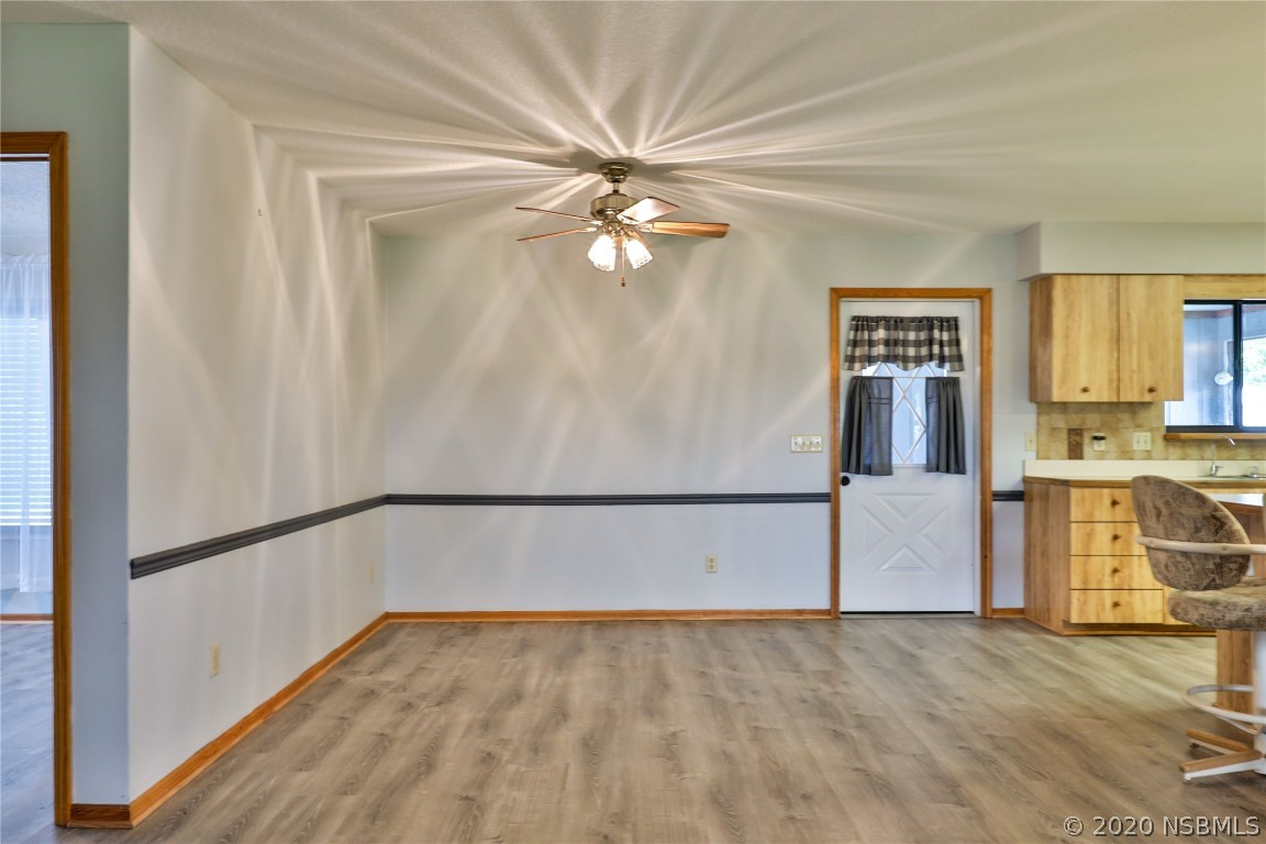918 South Riverside Drive Edgewater, FL 32132 - Photo 7 of 21 Gallery Image 7