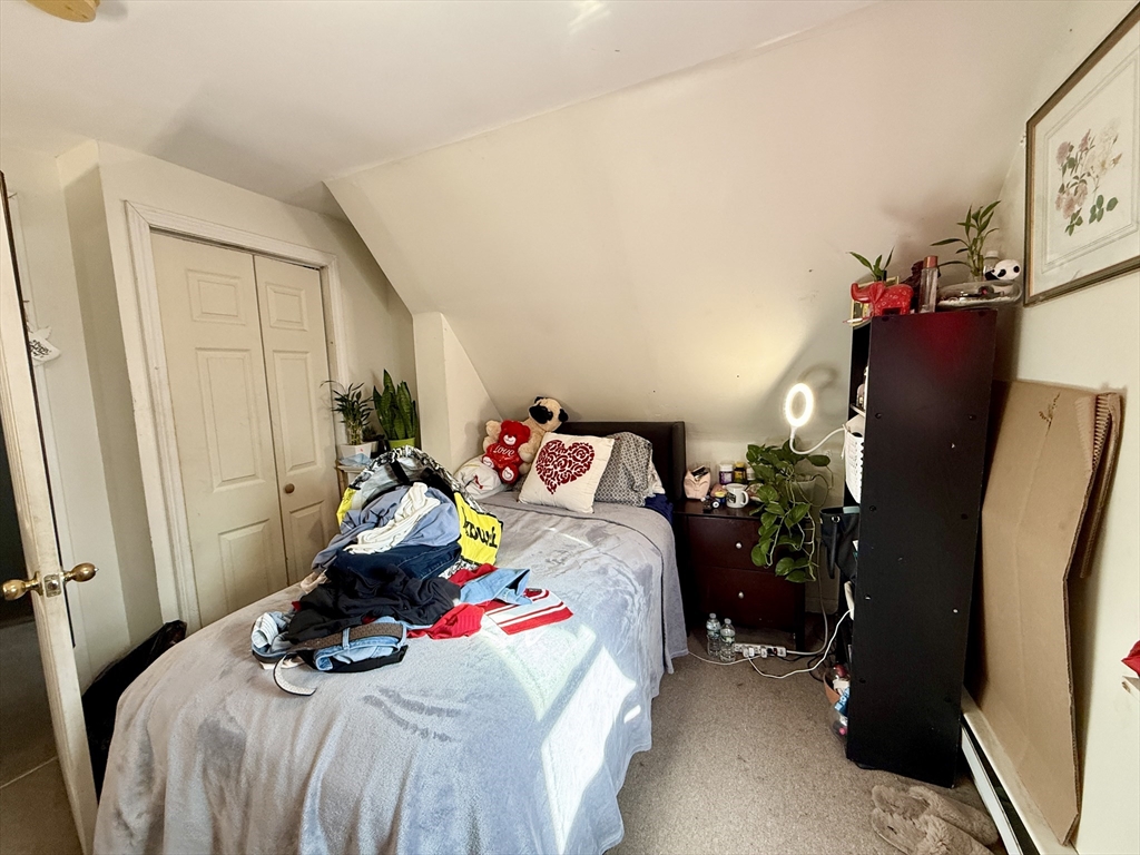 21 Mott Street Worcester, MA 01604 - Photo 11 of 30