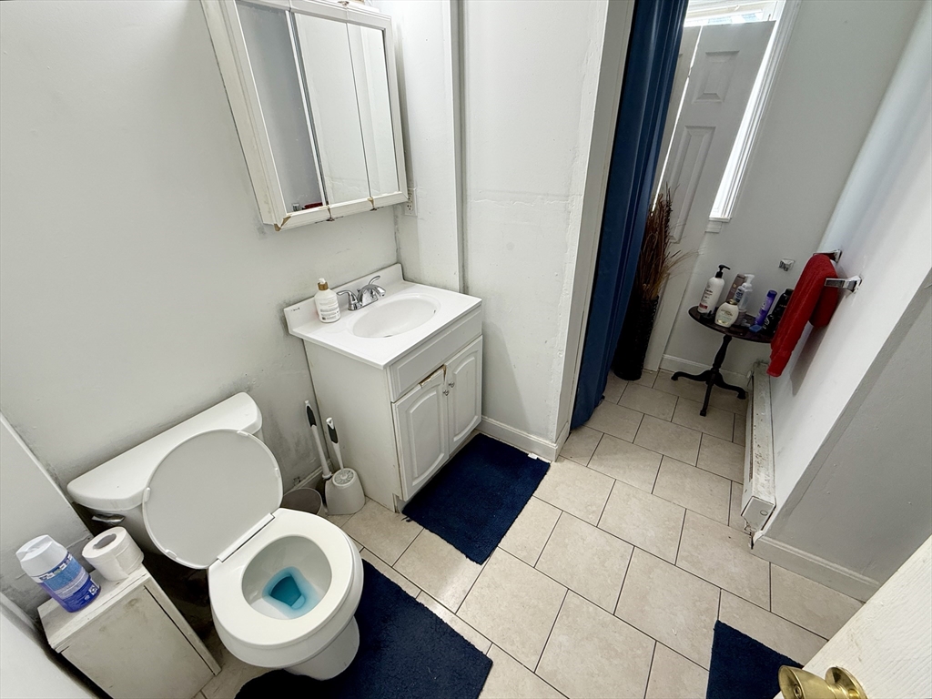 21 Mott Street Worcester, MA 01604 - Photo 12 of 30