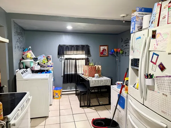 $379,000 | 21 Mott Street, Worcester, MA 01604