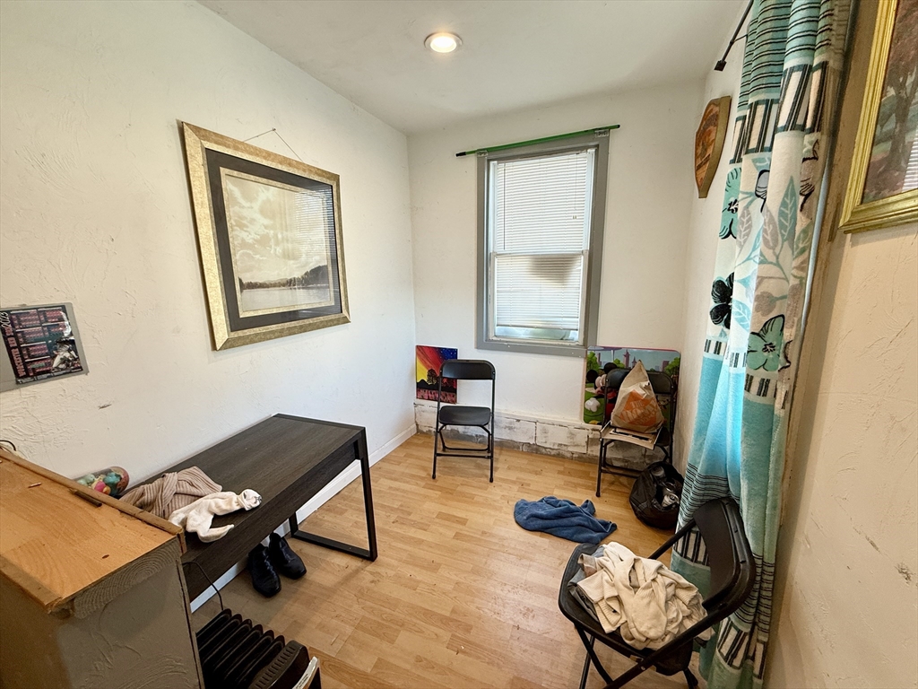 21 Mott Street Worcester, MA 01604 - Photo 19 of 30