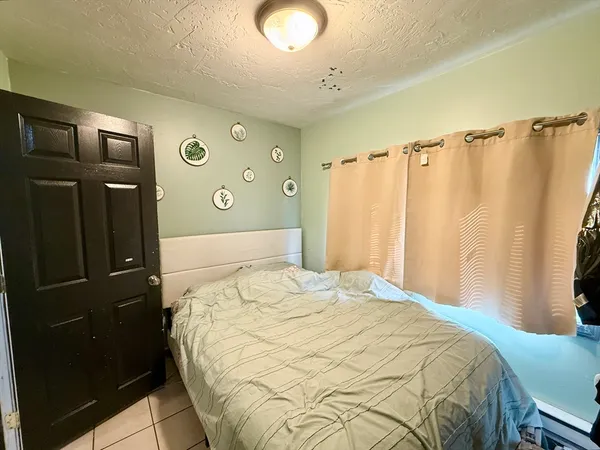 $379,000 | 21 Mott Street, Worcester, MA 01604