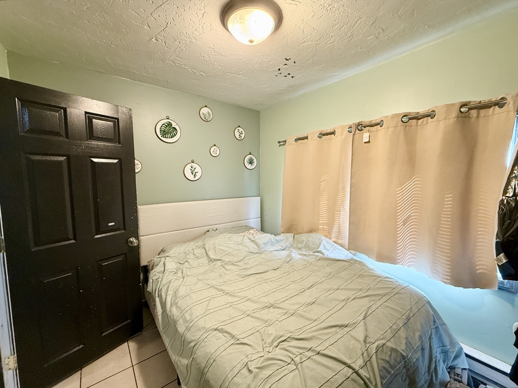 21 Mott Street Worcester, MA 01604 - Photo 22 of 30