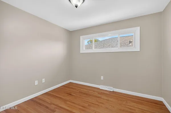 $2,500 | 614 Park Avenue, Albany, NY 12208