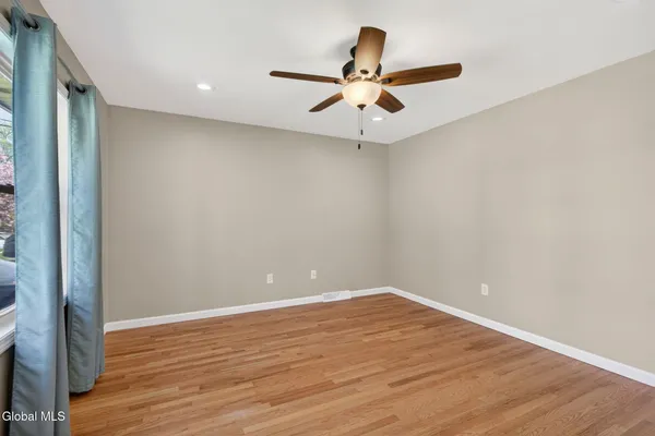 $2,500 | 614 Park Avenue, Albany, NY 12208