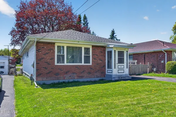 $2,500 | 614 Park Avenue, Albany, NY 12208