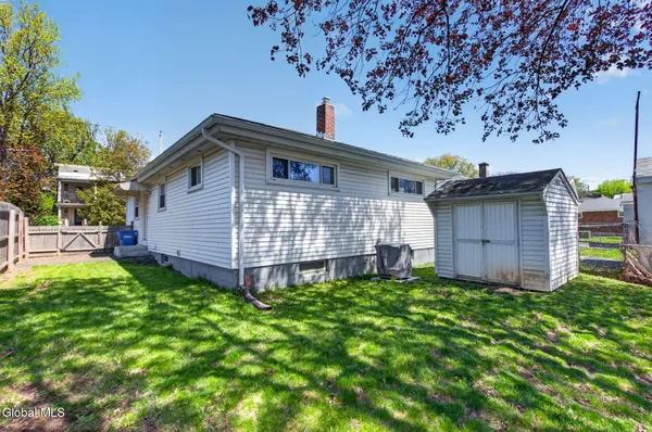 $2,500 | 614 Park Avenue, Albany, NY 12208
