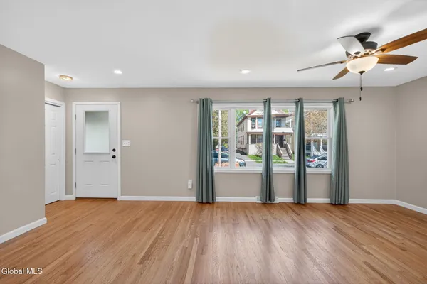 $2,500 | 614 Park Avenue, Albany, NY 12208
